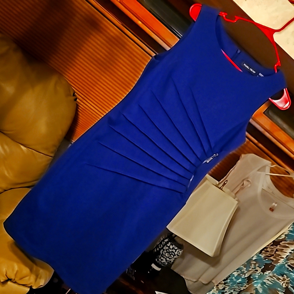 Ivanka Trump size 4
